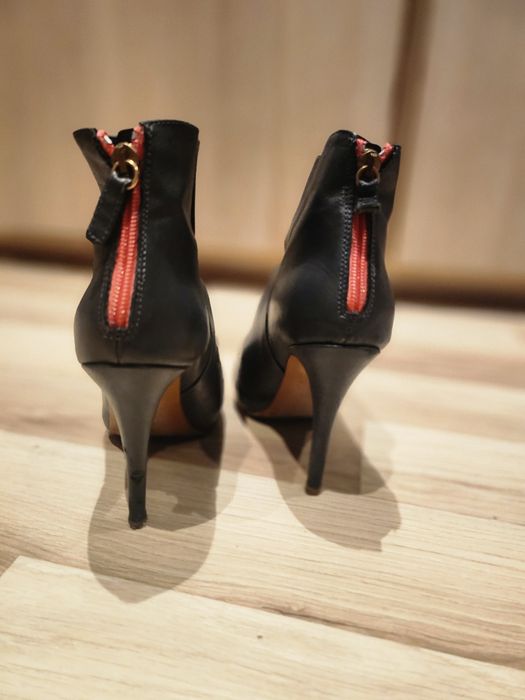 Botki skóra naturalna Stradivarius 37