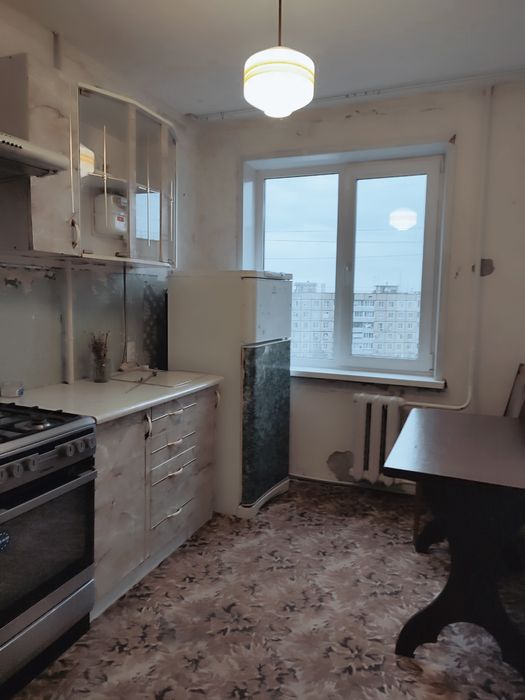 Продаж 3х кім. на 4 Зарічному