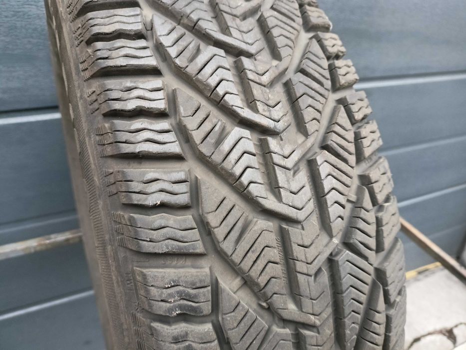 205/65R16 Kormoran Snow EV opona pojedynka zima 7,8mm P6107