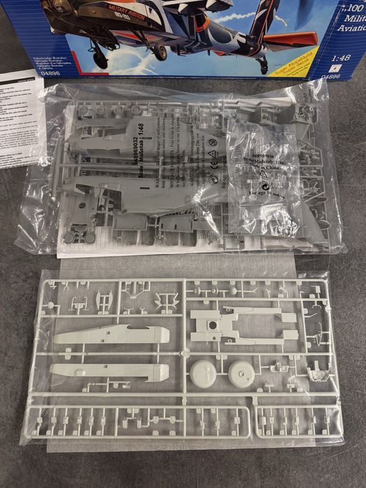 Revell AH-64D Longbow Apache 1:48 04896 збірна модель