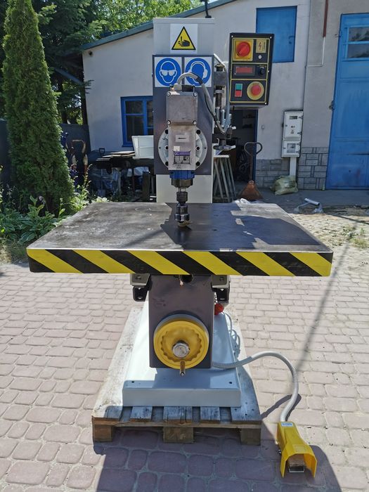 Frezarka górnowrzecionowa FG-2S