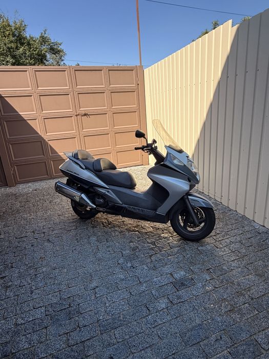 Мотоцикл Honda Silver Wing 600