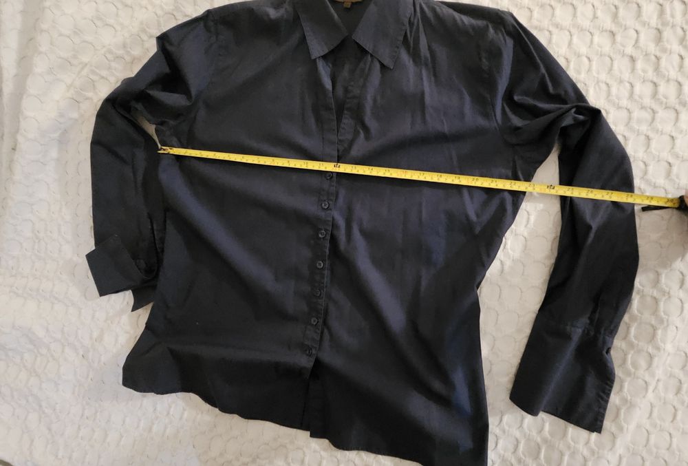 Camisa manga comprida e decote em V