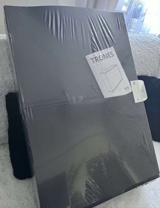 Wiszaca szafka Ikea Trones