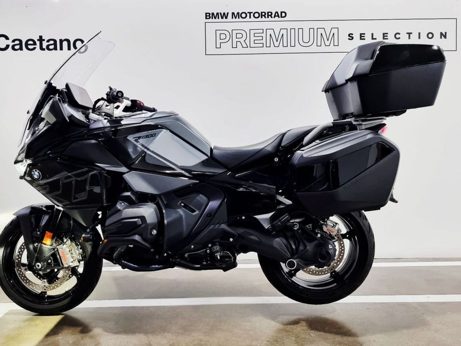 BMW R 1300 RT 1300RT Triple Black