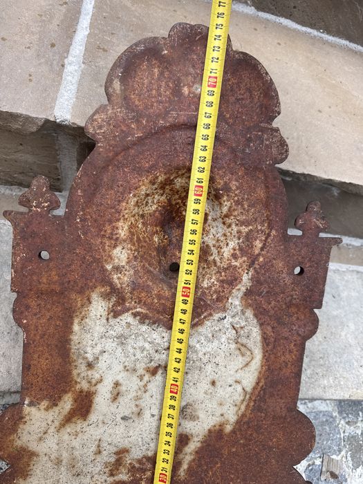 Stary zeliwny solidny zlew ogrodowy nascienny