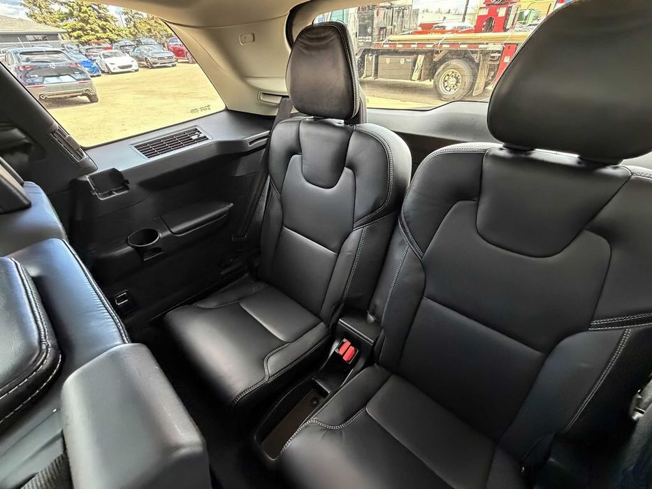 Volvo Xc90      2016