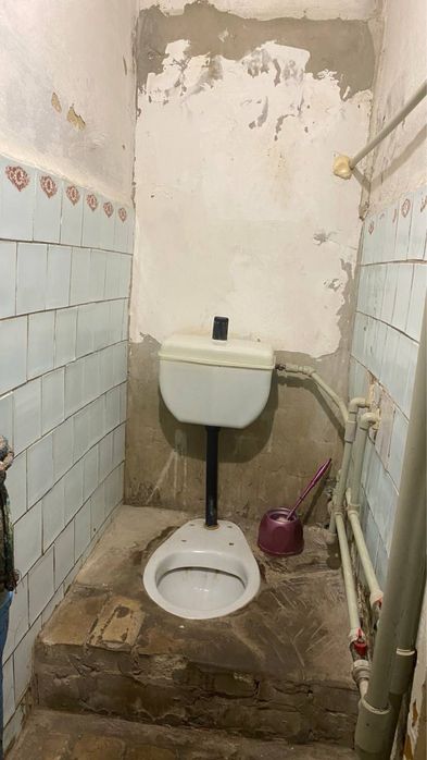 Кімната у гуртожитку з власною кухнею