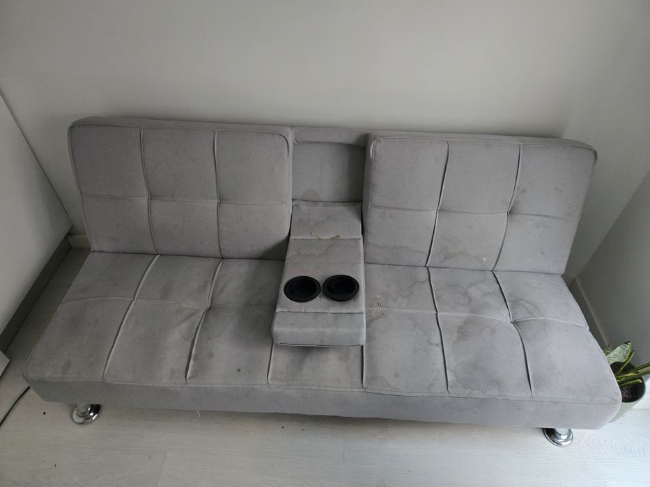 Sofa, que dá para fazer de cama