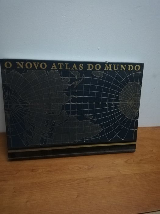 Vendo livro novo atlas