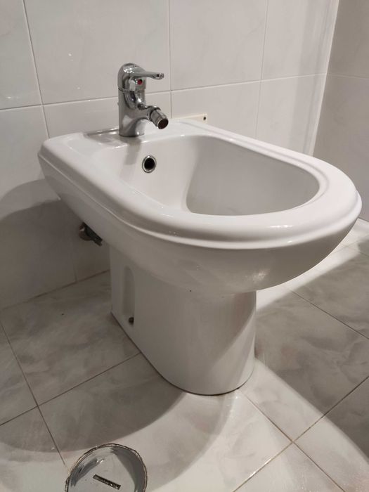 Casa de banho - bide64387417845761121