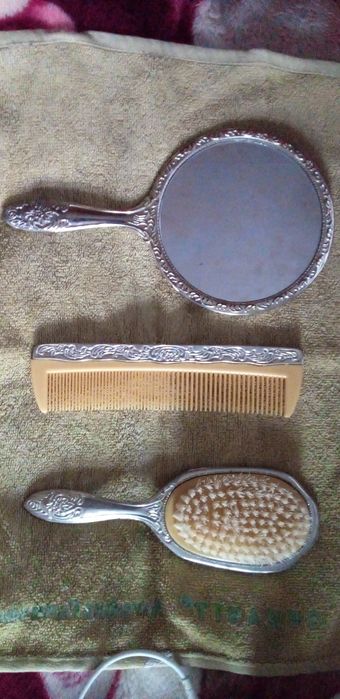 Вінтажний туалетний набір