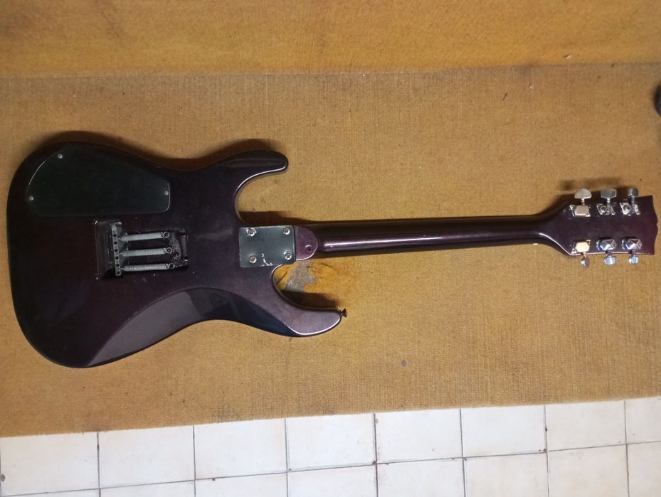 Guitarra elétrica tipo Gibson SG Pickups vester