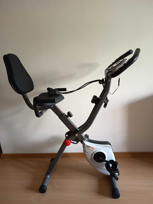 Bicicleta Estática FITFIU Fitness BEST-320 Dobrável c/ Encosto – Muito bom estado