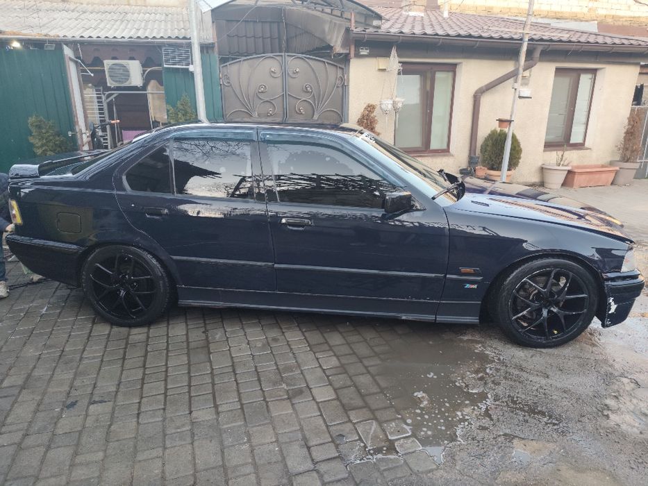 Продам легендарную BMW e 36