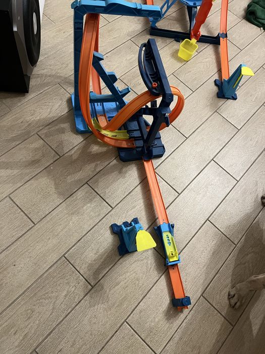 Трек hot wheels, хот вілс