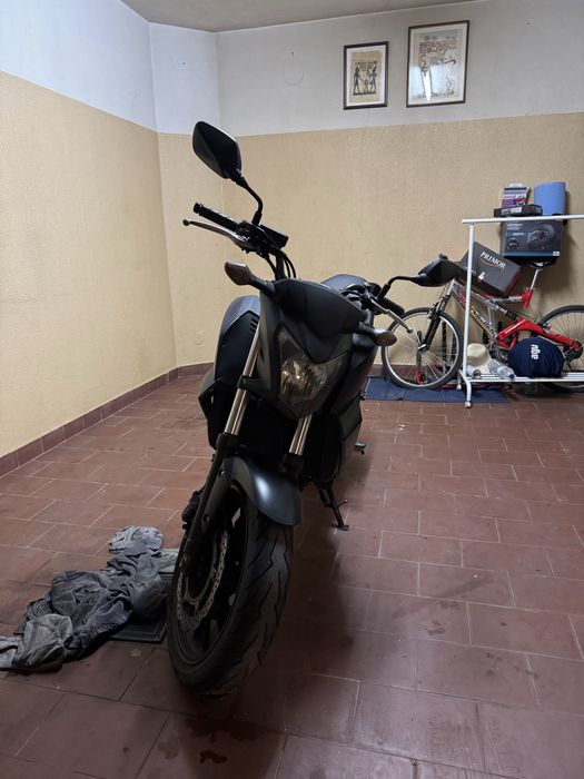 Honda CB650F ABS full black