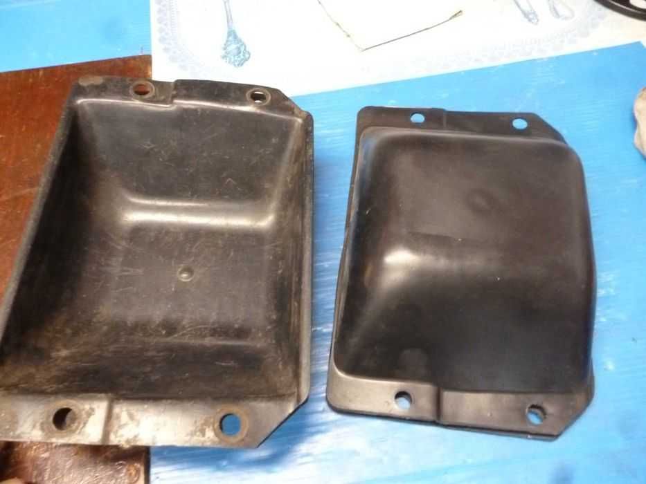 Fiat 125p FSO osłony lampy tylnych