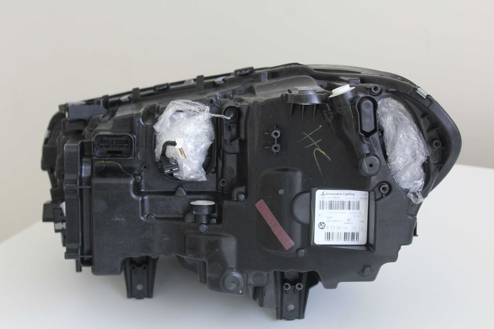 Farol Dianteiro Direito Full LED BMW X3 (G01) / X4 (G02) (2017–2021)