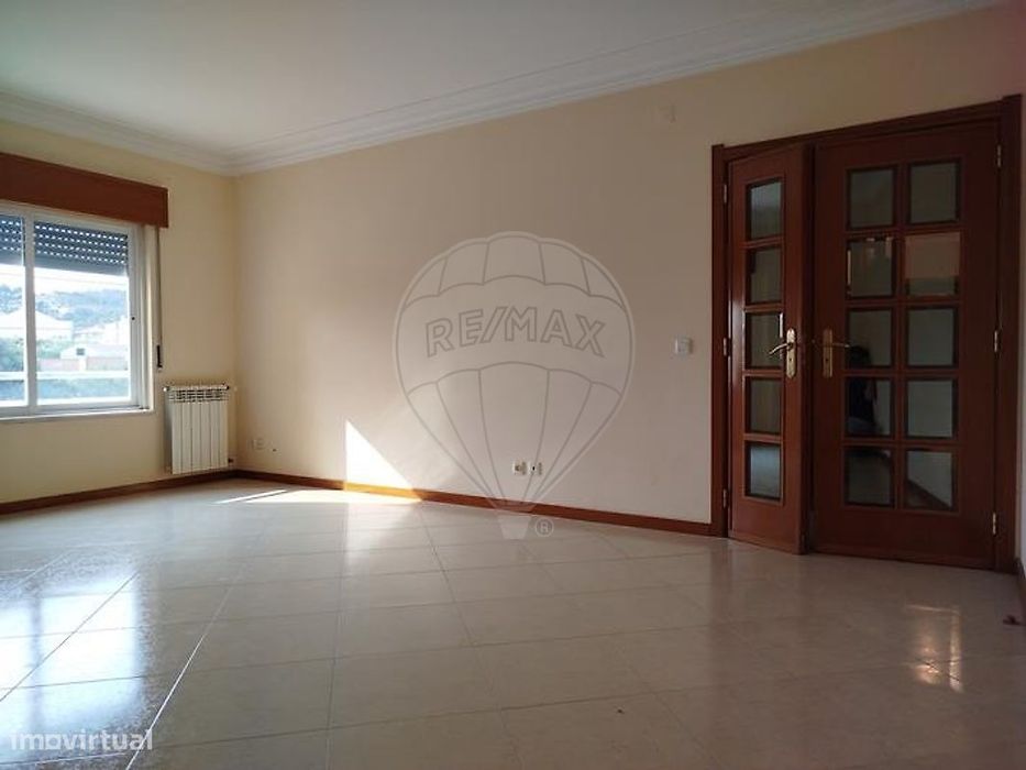 Apartamento T2 para arrendamento