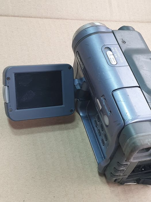 Відеокамера Sony CCD-TRV228E  (Panasonic NV-VZ18