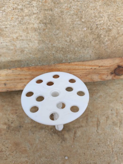 Buchas de fixação para ETICS (capoto)
