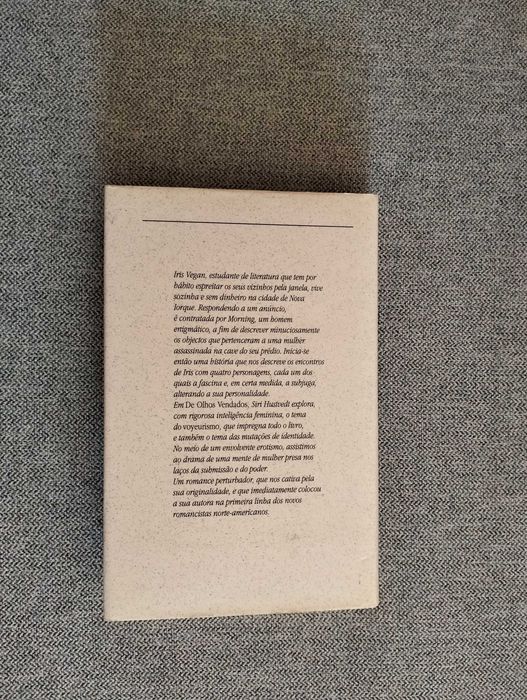 Livro "De olhos vendados" de Siri Hustvedt