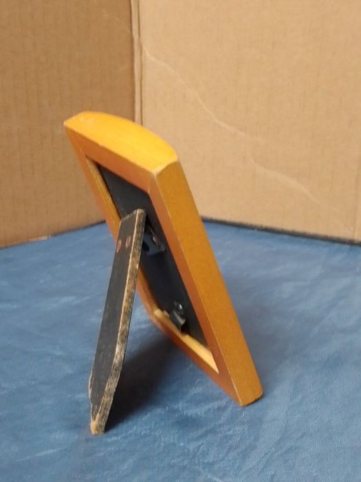 Small Wooden Frame442505315075368962
