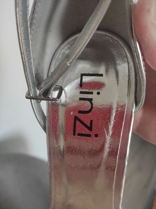 Szpilki srebrne letnie