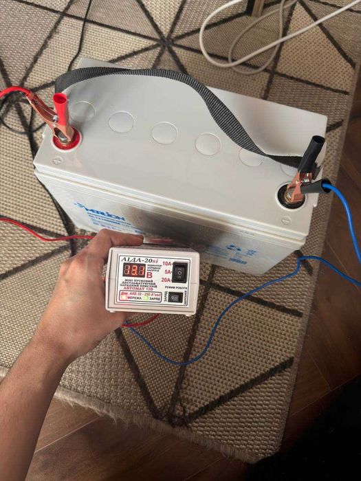 Гелієвий акумулятор Merlion GL121000M8[12V 100Ah] GEL