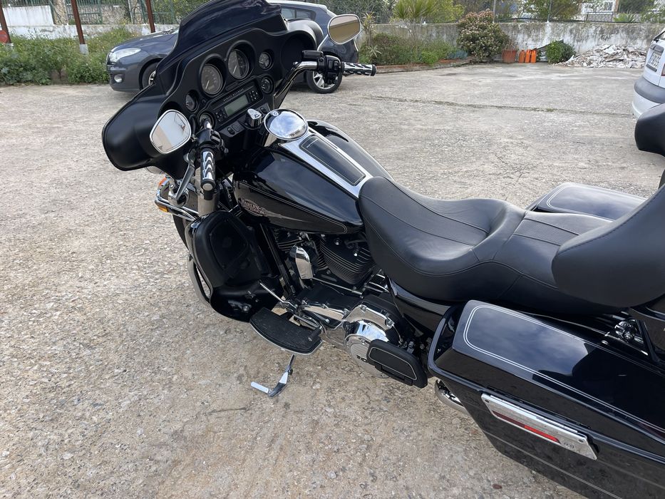Harley davidson electra glide