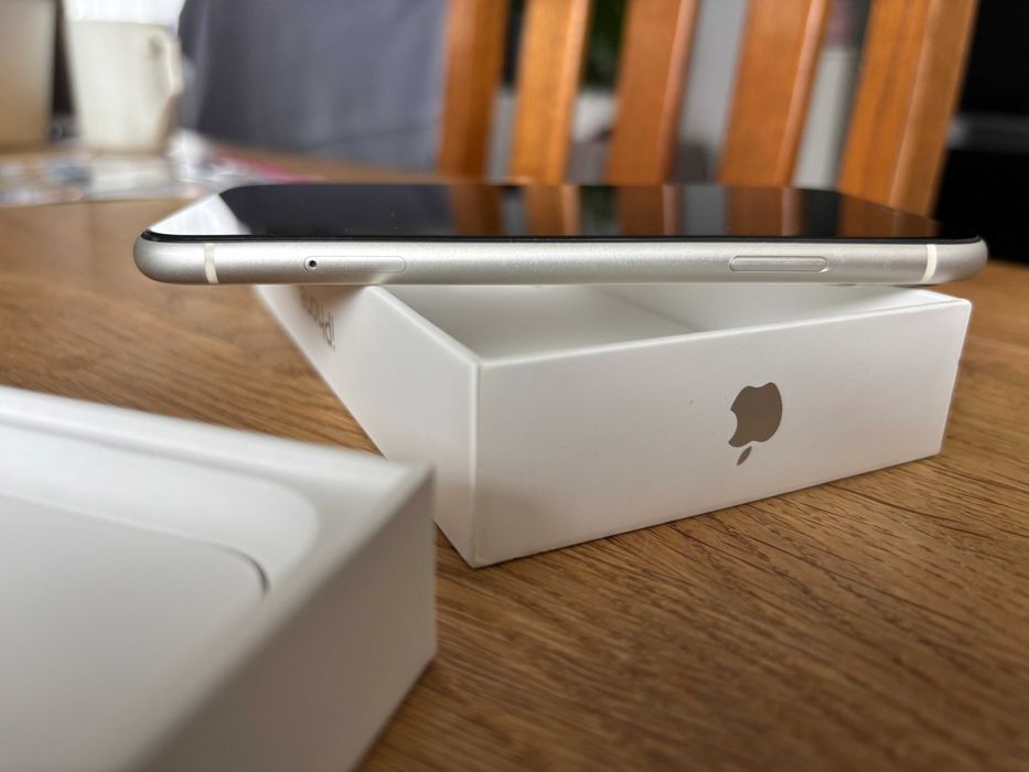 iPhone 11 64GB zadbany