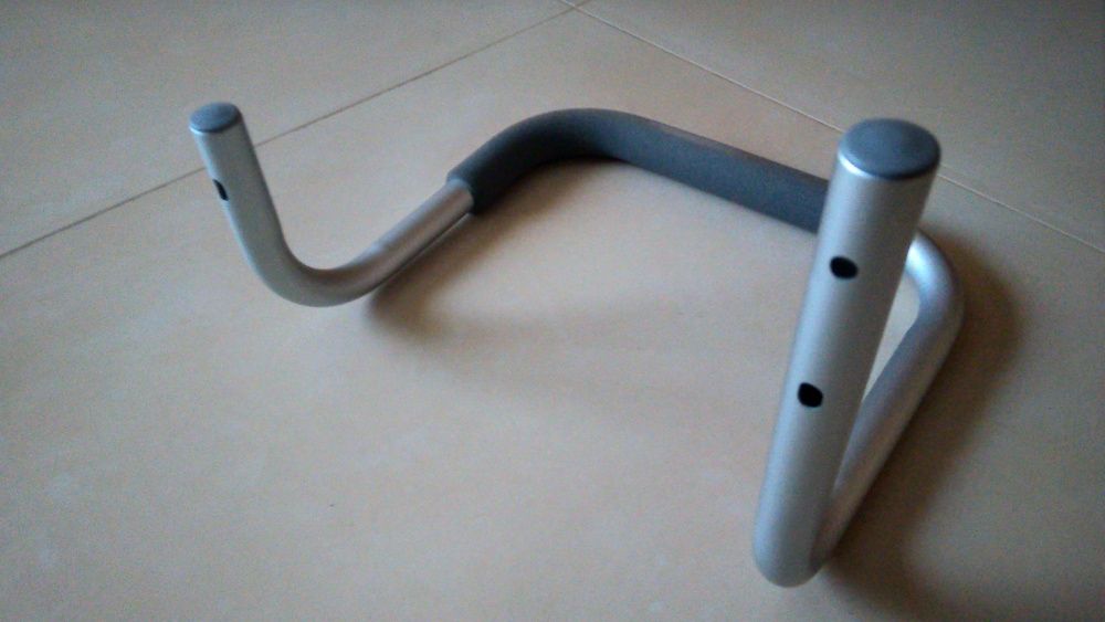 Ajuda técnica - 1 braço alteador sanita