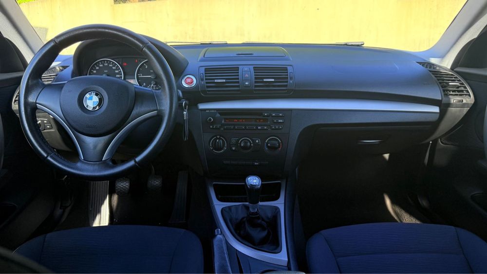 BMW 118 — fotografia 8