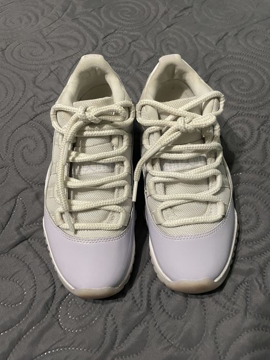 Air Jordan 11 Retro Low "Pure Violet".