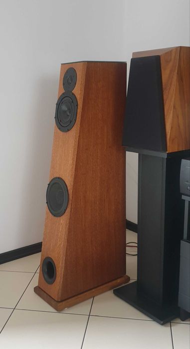 Kolumny podłogowe mega konstrukcja Minima Audio, 3xScan Speak