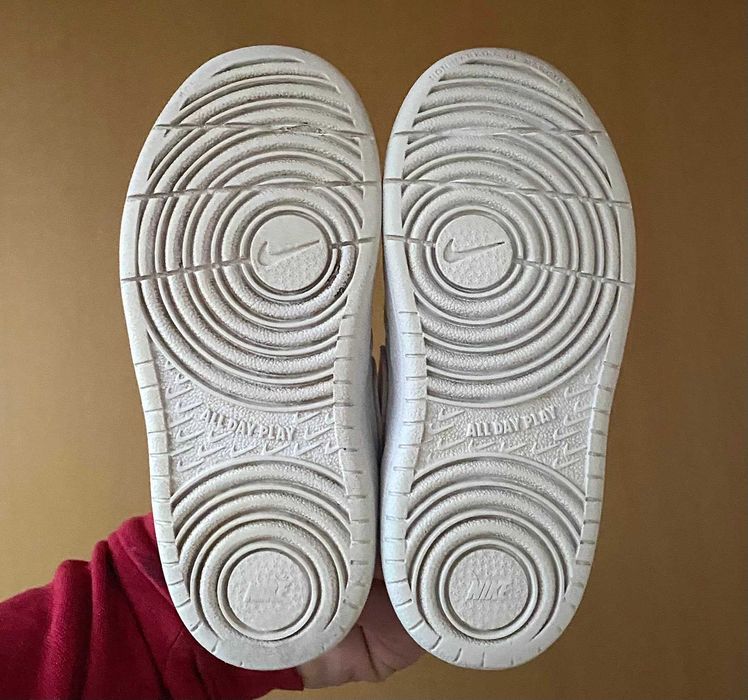 Білі NIKE 26(26,5)р шкіряні кросівки класні кросовки