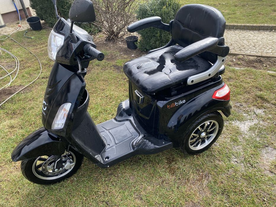 Inwalidzki Skuter elektryczny trzy kołowy