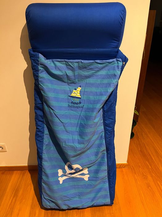 Colchão insuflável de criança