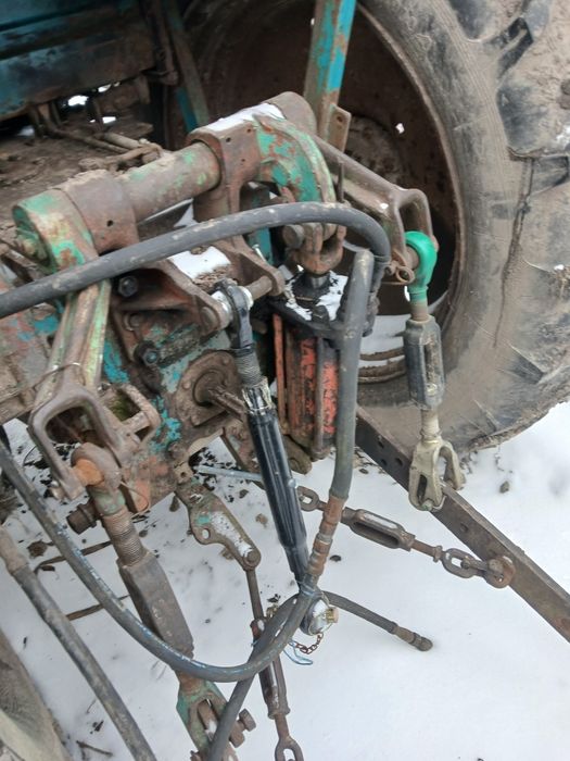 Продам трактор Юмз