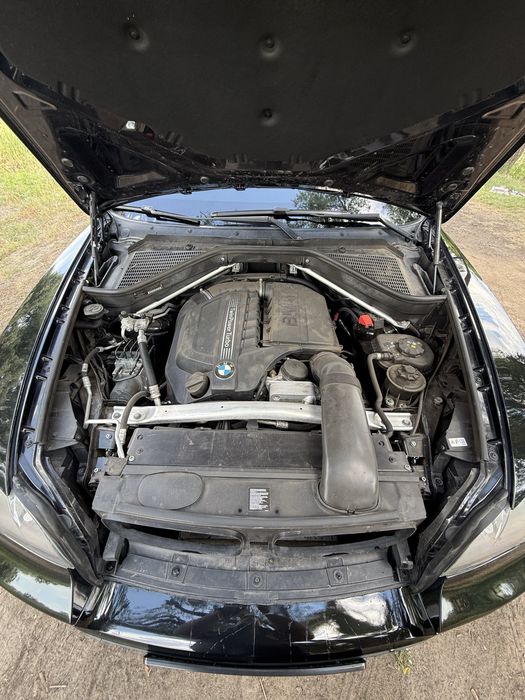 BMW X5 E70  3.0 2013 twin power turbo