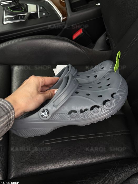 Crocs Classic крокси сірі білі чорні шльопанці крокс класік 36 37 38 39 40 41 42