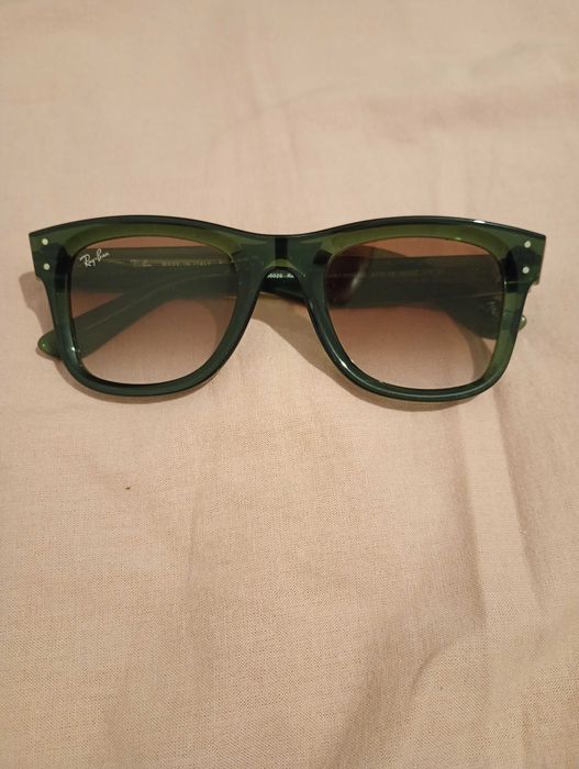 Ray‑Ban Wayfarer Reverse RBR0502S 6775CB – usado e em bom estado.