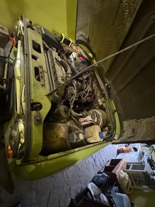 Автомобіль УА3-469б