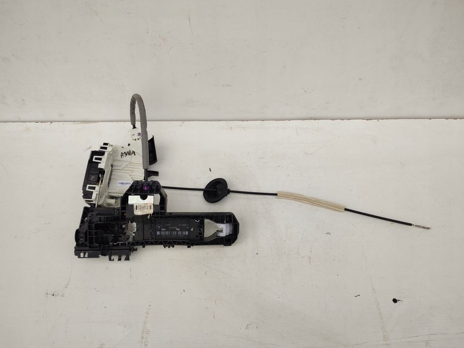 zamek drzwi lewy przód kierowcy mercedes e-klasa w207 lift coupe 50tys