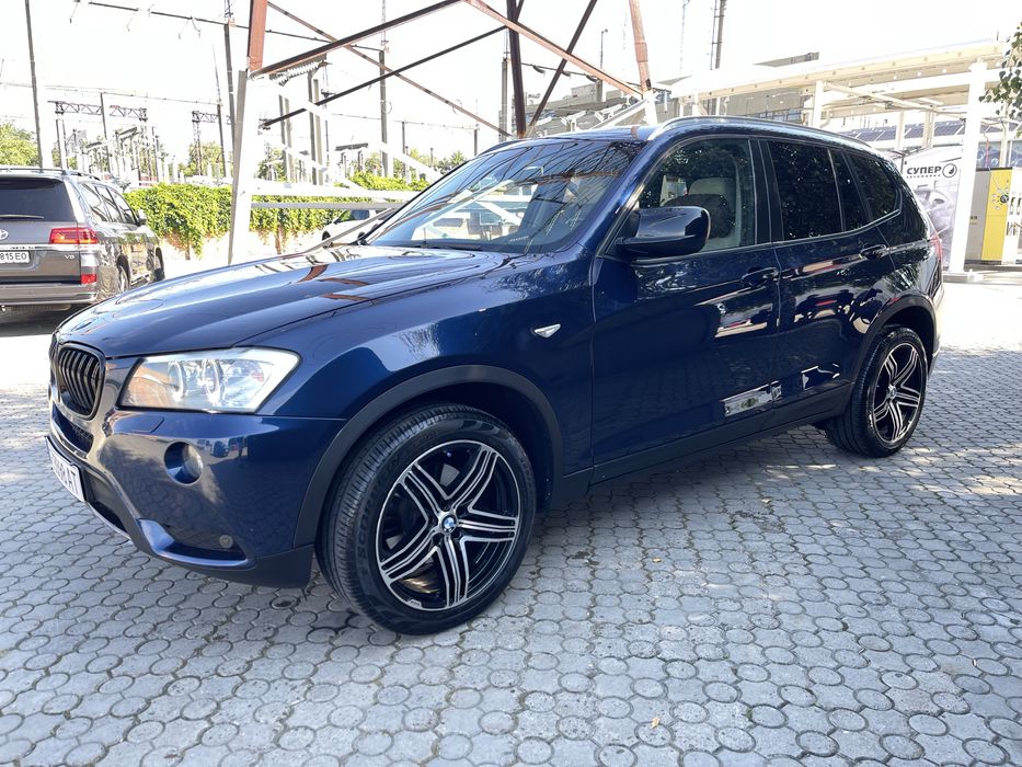 BMW X3 F25 3.0D 2011 рік випуску