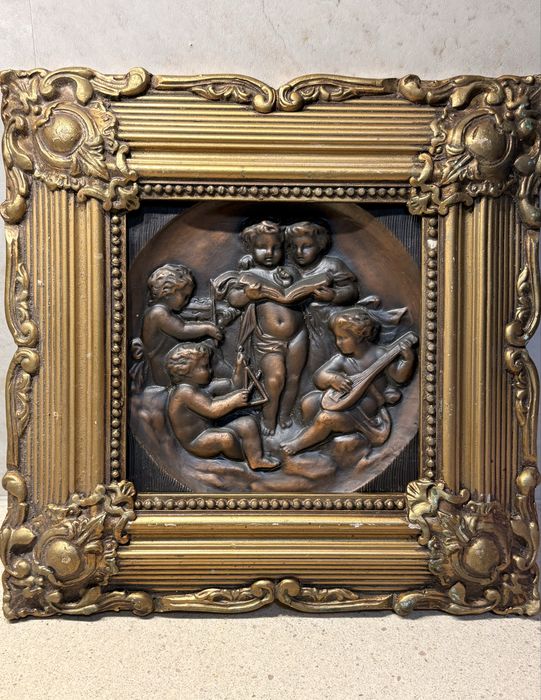 Banda musical putti - antigo relevo em cobre emoldurado do Sec. XIX