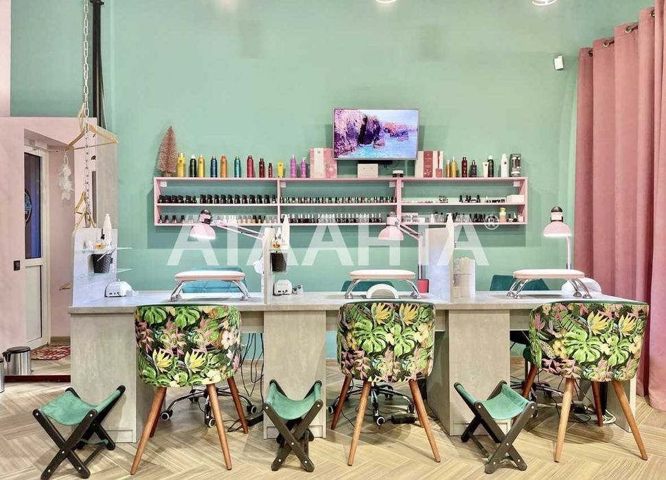 Продам Действующий салон красоты ЖК 4 Сезона Гагарина проспект Фонтан