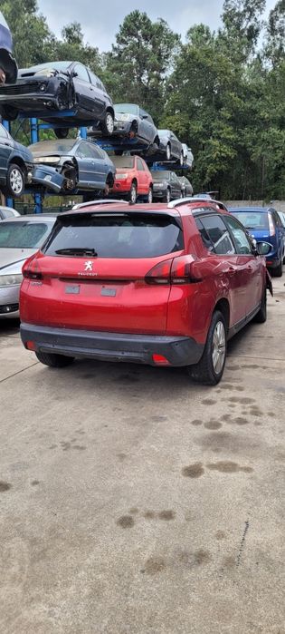 Peugeot 2008 1.2 i 2017