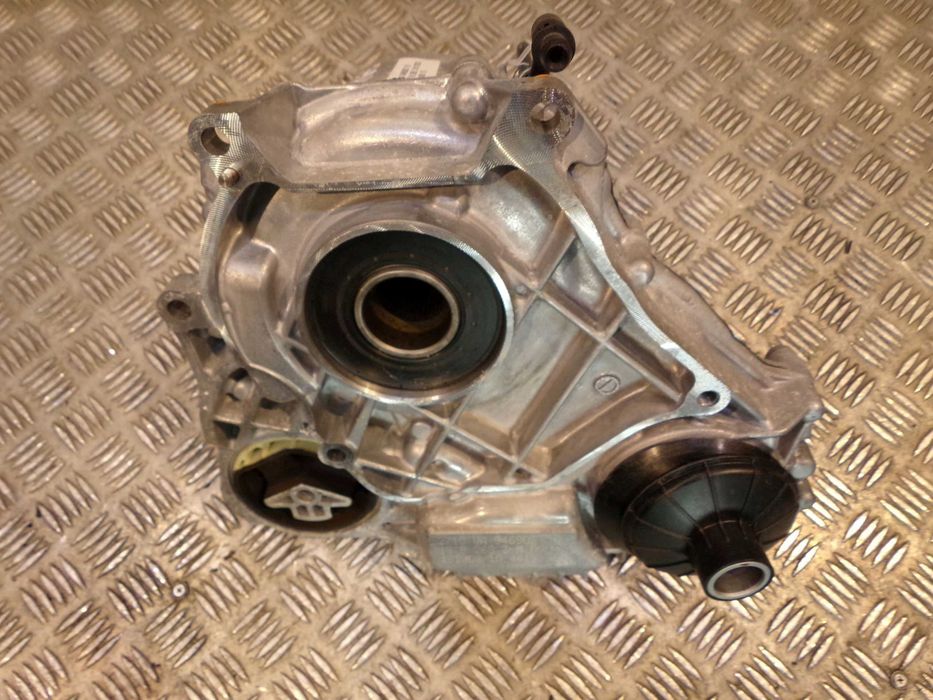 BMW G01 G05 G07 G20 G22 G11 Роздатка